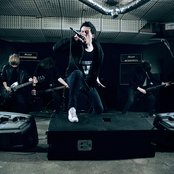 Make Me Famous - List pictures