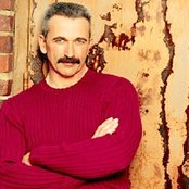 Aaron Tippin - List pictures