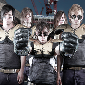 Family Force 5 - List pictures