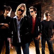 Decemberadio - List pictures