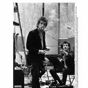 Mike Bloomfield - List pictures