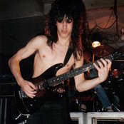 Nuno Bettencourt - List pictures