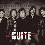 Honeymoon Suite - List pictures
