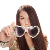 Beckah Shae - List pictures