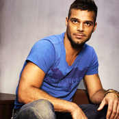 Ricky Martin - List pictures