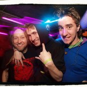 Strike Anywhere - List pictures