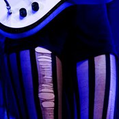 Dum Dum Girls - List pictures