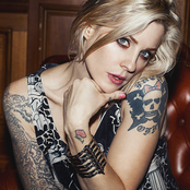 Brody Dalle - List pictures