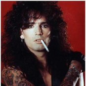 Tommy Lee - List pictures