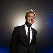 Jason Donovan - List pictures