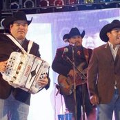 Intocable - List pictures