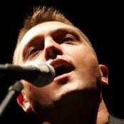 Akos - List pictures