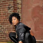 Ebony Eyez - List pictures