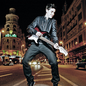 Danny Leiva - List pictures