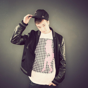 Chris Webby - List pictures