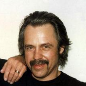 Steve Young - List pictures