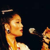 Yungchen Lhamo - List pictures