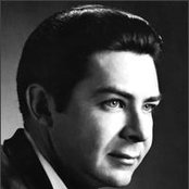 Nat Stuckey - List pictures