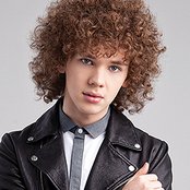 Francesco Yates - List pictures