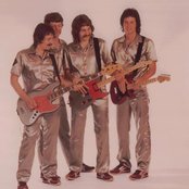 Promise - List pictures