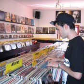 A-trak - List pictures