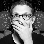 Floating Points - List pictures