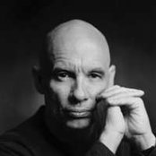 Dennis Russell Davies - List pictures