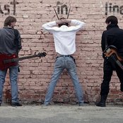 Last In Line - List pictures