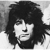 Ronnie Wood - List pictures
