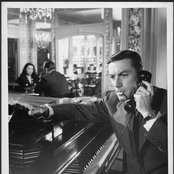 Hoagy Carmichael - List pictures