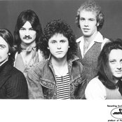 Moxy - List pictures