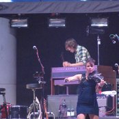 Sarah Neufeld - List pictures