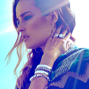 Jess Mills - List pictures