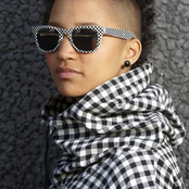 Lucy Love - List pictures