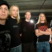 Maroon - List pictures