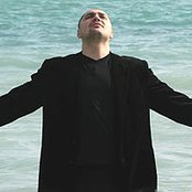 Reyli Barba - List pictures