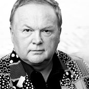 Mike Batt - List pictures