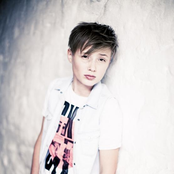 Isac Elliot - List pictures