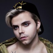 Vince Kidd - List pictures