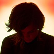 Klara Lewis - List pictures