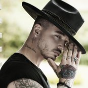 J Balvin - List pictures