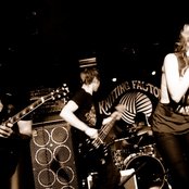 Automatic Loveletter - List pictures