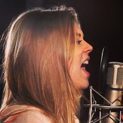 Becky Hill - List pictures