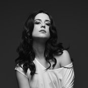 Dominique - List pictures