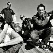 Die Happy - List pictures