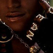 Ester Dean - List pictures