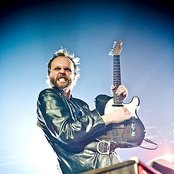 Admiral Freebee - List pictures