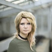 Dawn Kinnard - List pictures