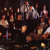 3 Mustaphas 3 - List pictures