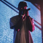 Bryson Tiller - List pictures